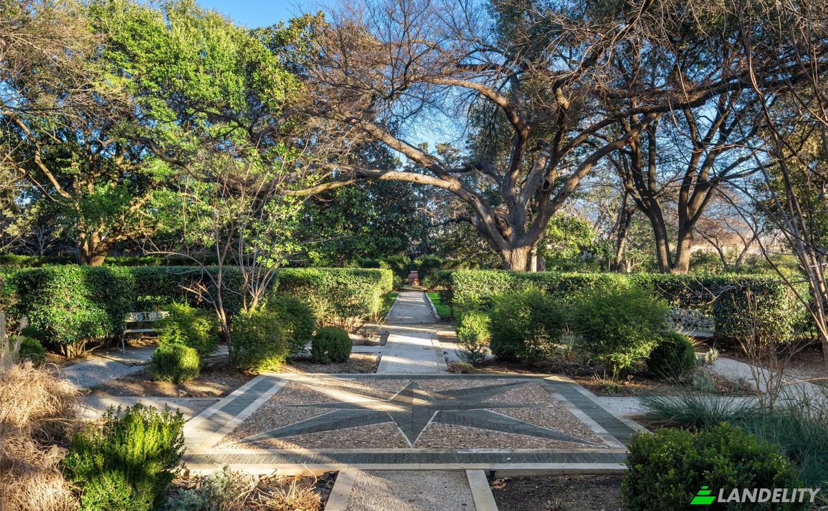 Mansion for Sale 5619 Walnut Hill Ln, Dallas, Dallas County, Texas, United States, TX 75229, USA. Photo 4