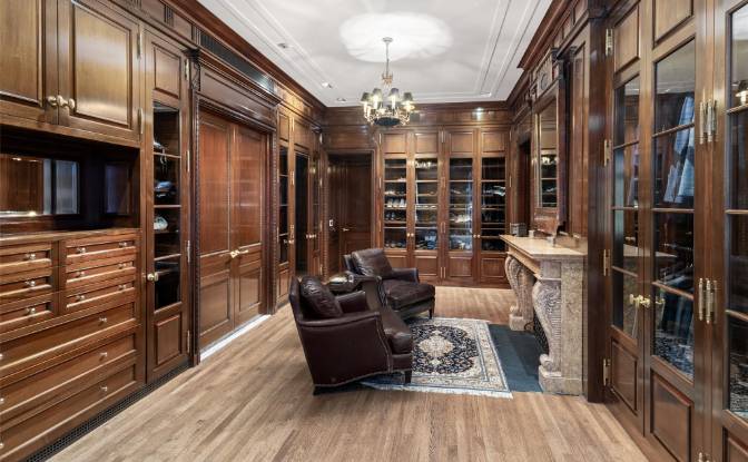 Mansion for Sale 5619 Walnut Hill Ln, Dallas. Photo#11 Mansion for Sale 5619 Walnut Hill Ln, Dallas. Photo#11