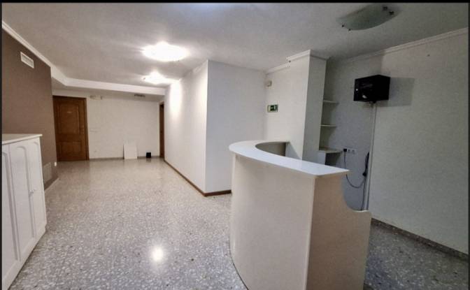Commercial Building for Sale Placa Joan Baptista. Photo#4 Commercial Building for Sale Placa Joan Baptista. Photo#4