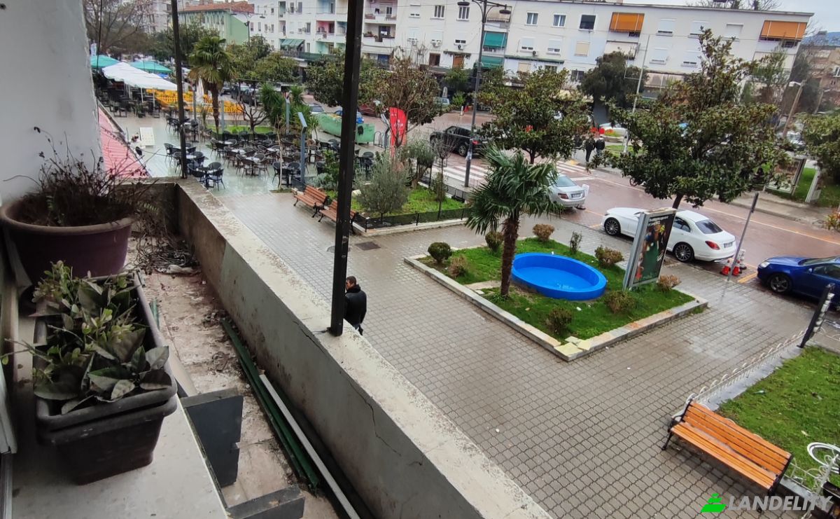 Apartment for Sale Bulevardi Qemal Stafa 10, Elbasan, Elbasan County, Albania. Photo 4