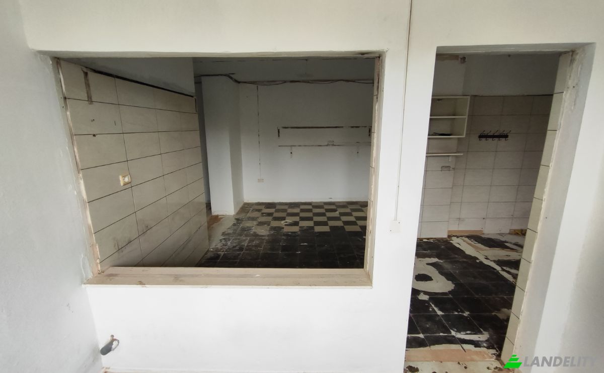 Apartment for Sale Bulevardi Qemal Stafa 10, Elbasan, Elbasan County, Albania. Photo 15