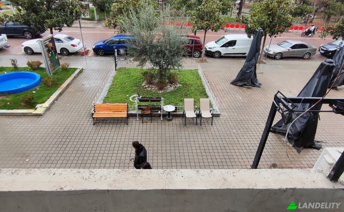 Apartment for Sale Bulevardi Qemal Stafa 10, Elbasan, Elbasan County, Albania. Photo 3