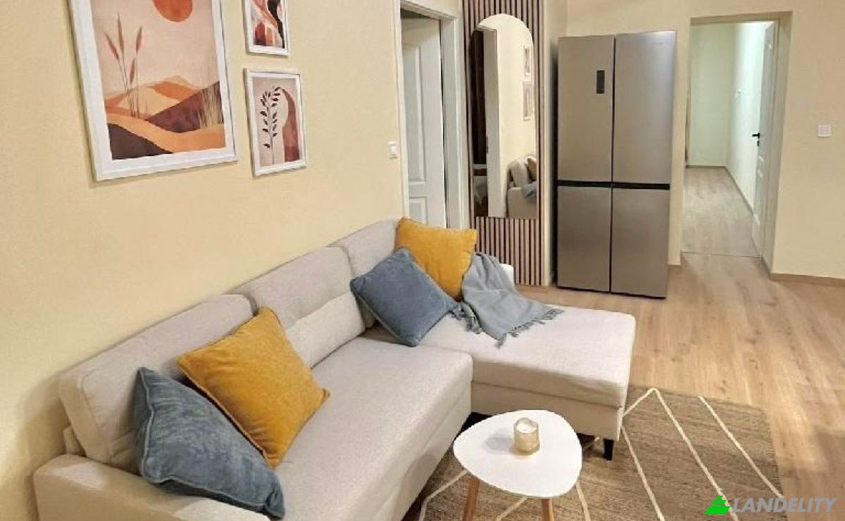 Apartment for Sale Budapest, Hungary, Bathory utca Bajcsy-Zsilinszky ut, 1065 Hungary. Photo 3