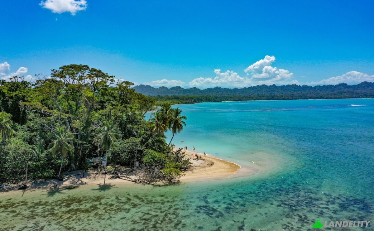 Land Lot for Sale Limon Province, Talamanca, Costa Rica, Cahuita. Photo 1