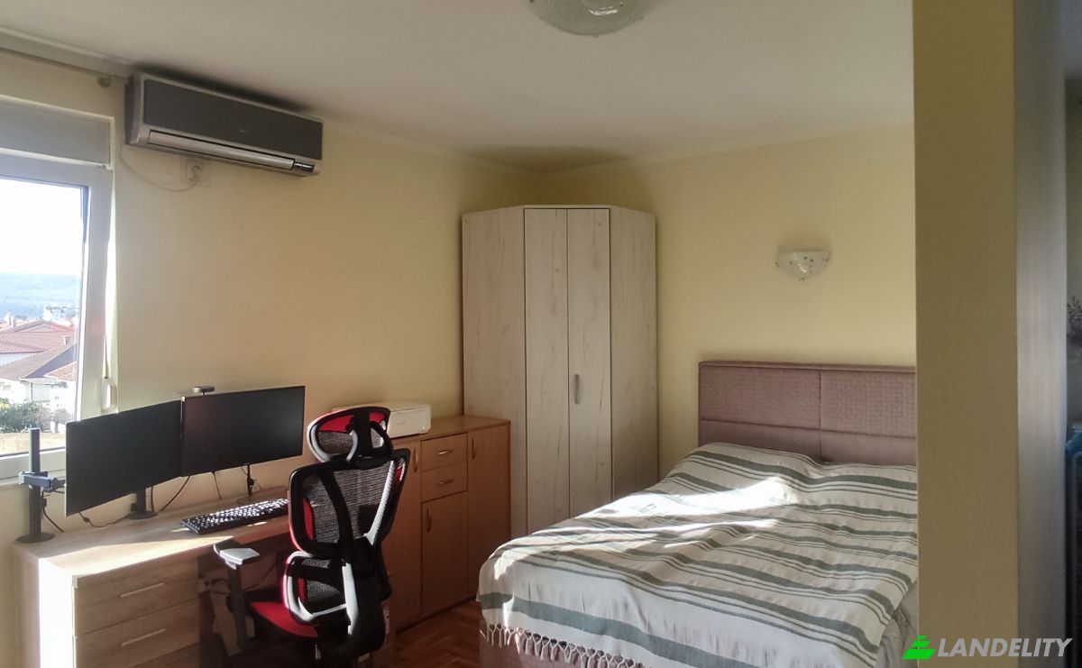 Apartment for Sale Bulevar Dzordza Vasingtona, Podgorica, Podgorica Municipality, Montenegro. Photo 4