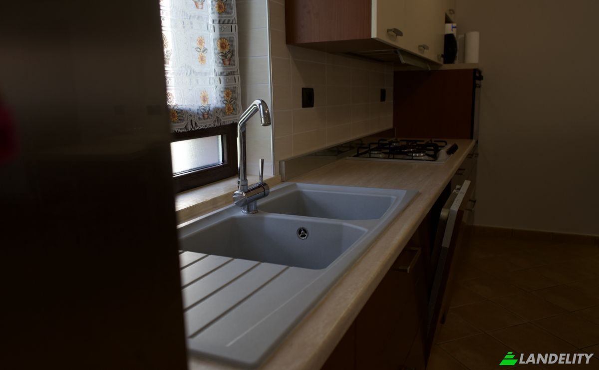 Triplex for Sale Via XXIV Maggio, 98070 Rocca di Capri Leone ME, Rocca di Capri Leone, Metropolitan City of Messina, Sicily, Italy. Photo 10