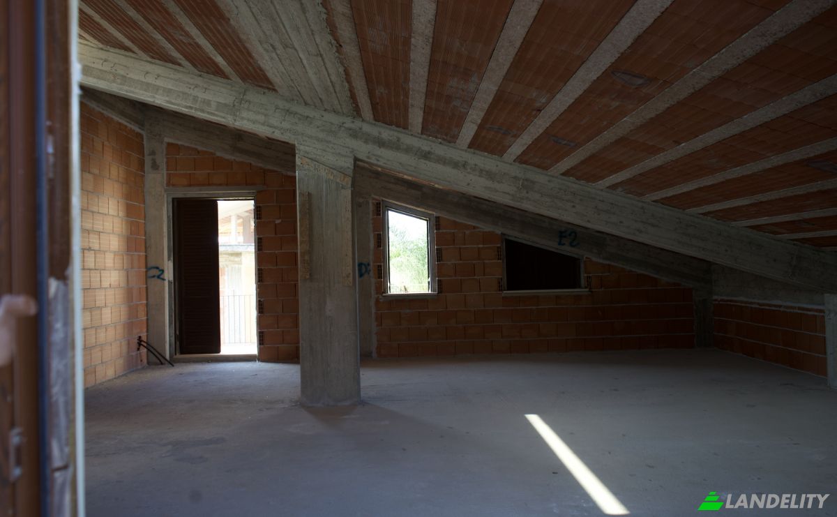 Triplex for Sale Via XXIV Maggio, 98070 Rocca di Capri Leone ME, Rocca di Capri Leone, Metropolitan City of Messina, Sicily, Italy. Photo 24