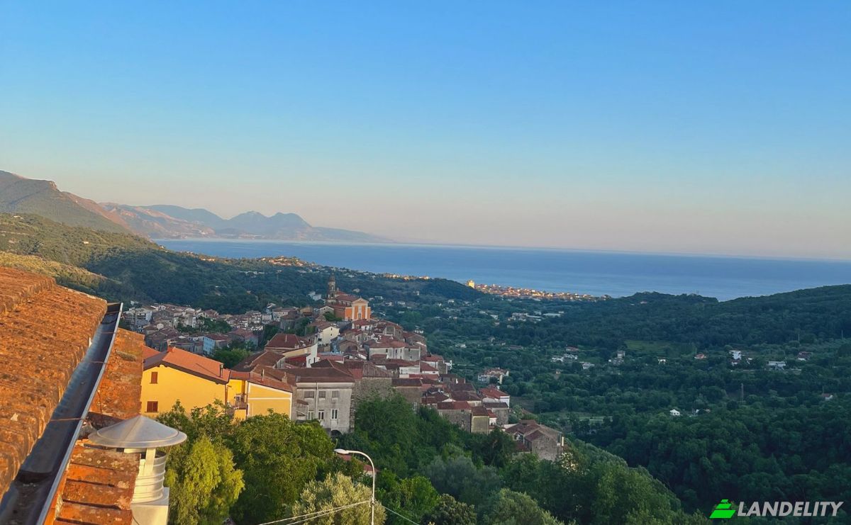 Investing/Development for Sale Corso Umberto I, 258, 84079 Vibonati SA, Vibonati, Province of Salerno, Campania, Italy. Photo 1