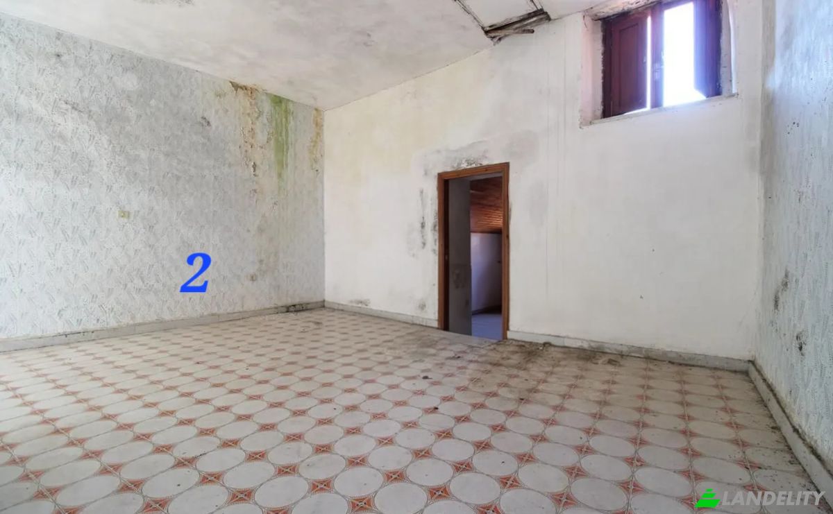 Investing/Development for Sale Corso Umberto I, 258, 84079 Vibonati SA, Vibonati, Province of Salerno, Campania, Italy. Photo 2