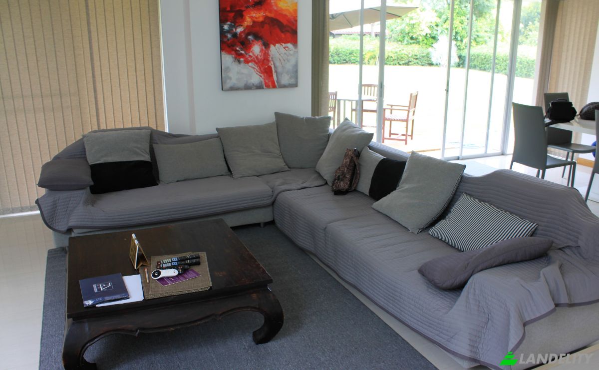 Villa for Sale Cha-am, Cha-am District, Phetchaburi, Thailand, Phetchaburi 76120. Photo 11