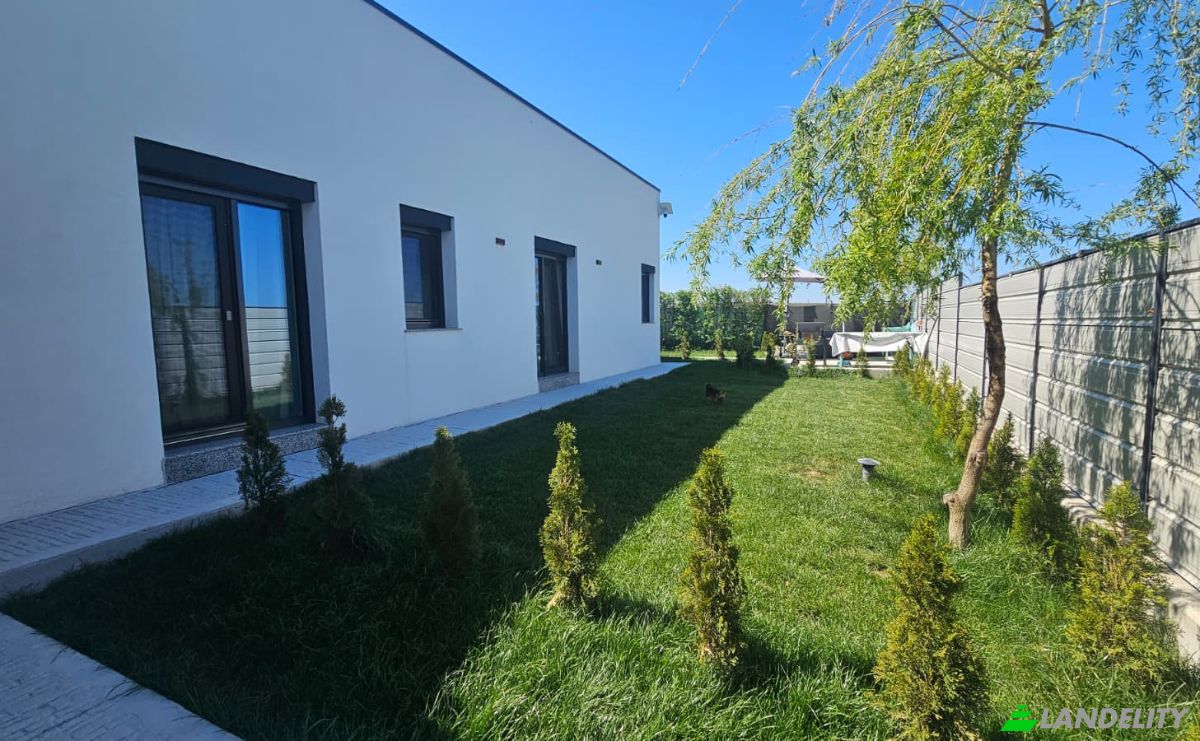 Villa for Sale Str Saliste 63 m, 727525, Scheia, Comuna Scheia, Suceava County, Romania. Photo 7