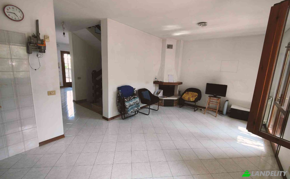 Townhouse for Sale Via Marin Sanudo, 30020 Marcon-Gaggio-Colmello VE, Gaggio, Metropolitan City of Venice, Veneto, Italy. Photo 5