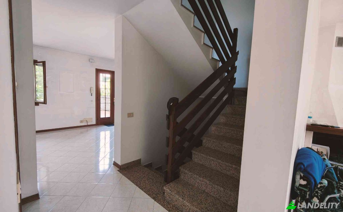 Townhouse for Sale Via Marin Sanudo, 30020 Marcon-Gaggio-Colmello VE, Gaggio, Metropolitan City of Venice, Veneto, Italy. Photo 6