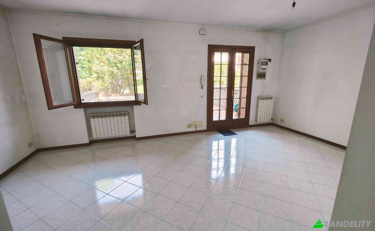 Townhouse for Sale Via Marin Sanudo, 30020 Marcon-Gaggio-Colmello VE, Gaggio, Metropolitan City of Venice, Veneto, Italy. Photo 7