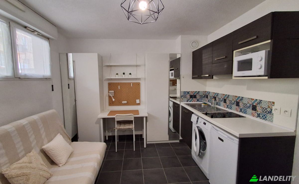 Apartment for Sale 1 Rue Louis Garneray, 06300 Nice, Nice, Alpes-Maritimes, Provence-Alpes-Cote dAzur, France. Photo 7