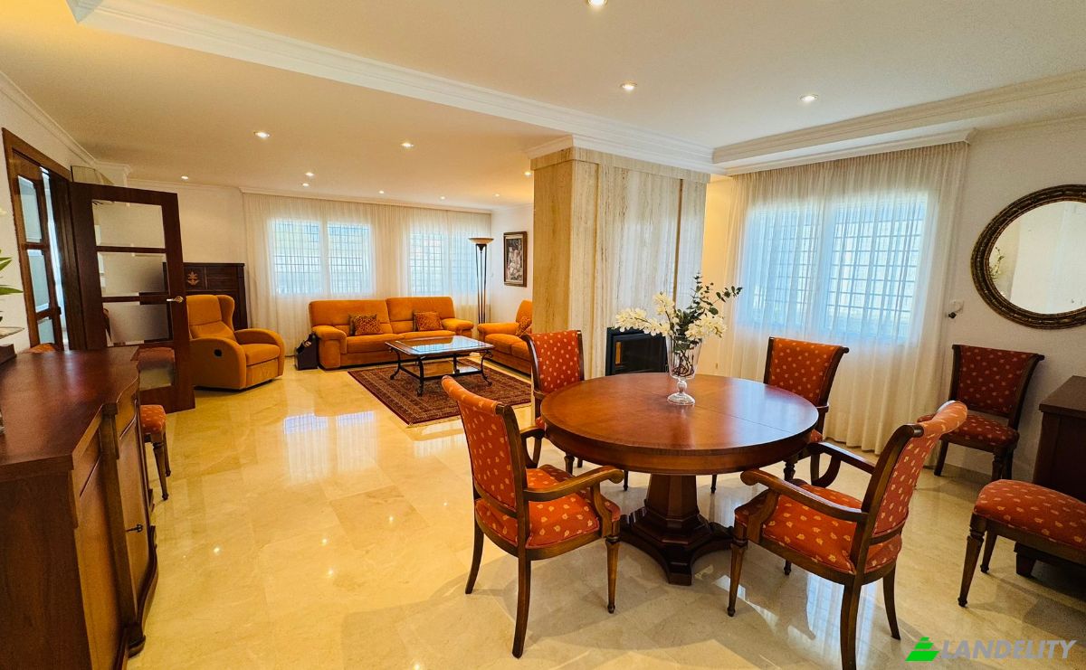 Villa for Sale Av Ernesto Paulino, Oliva, Valencia, Valencian Community, Spain. Photo 11
