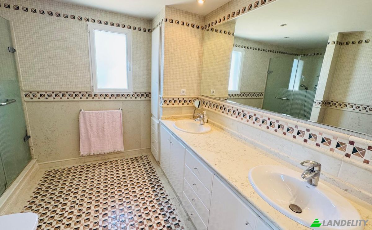Villa for Sale Av Ernesto Paulino, Oliva, Valencia, Valencian Community, Spain. Photo 24