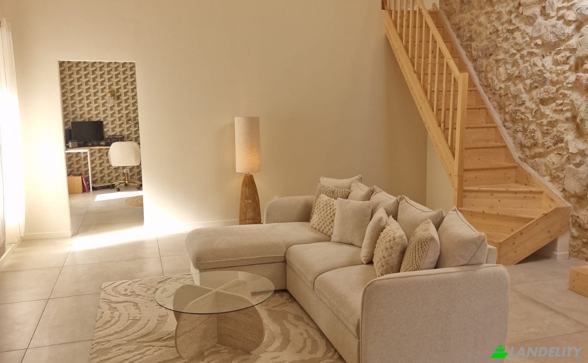 Single Family Home for Sale 11 Rue des Chaudieres, 34850 Pinet, Pinet, Herault, Occitanie, France. Photo 15