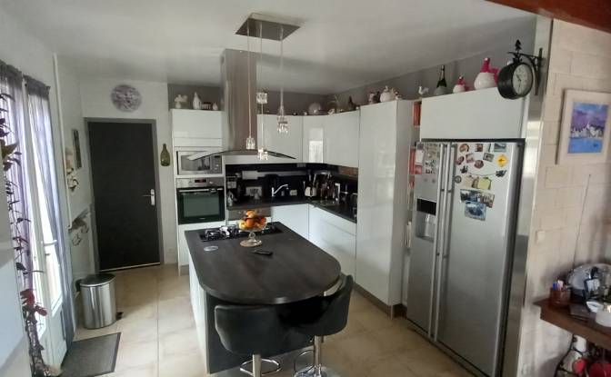 Villa for Sale 8 Imp Canabiere, 30129 Manduel. Photo#5 Villa for Sale 8 Imp Canabiere, 30129 Manduel. Photo#5