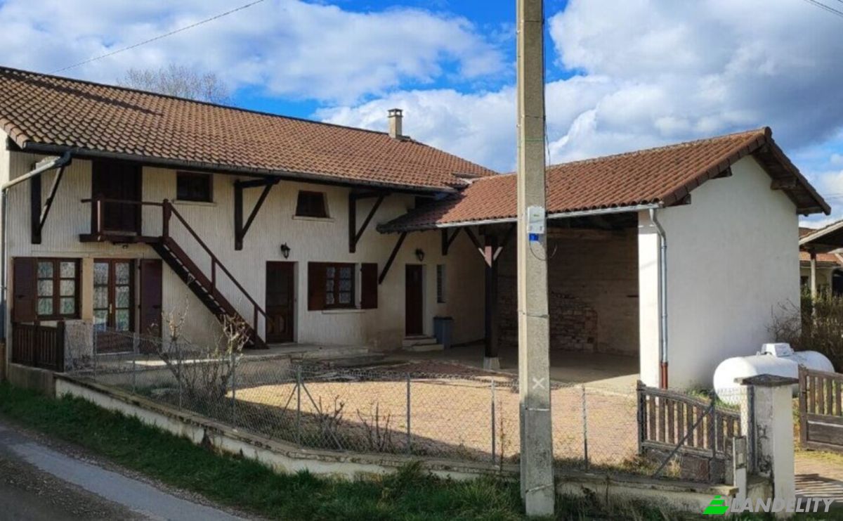 Single Family Home for Sale 92 Aux Juillets, 01190 Sermoyer, Sermoyer, Ain, Auvergne-Rhone-Alpes, France. Photo 1