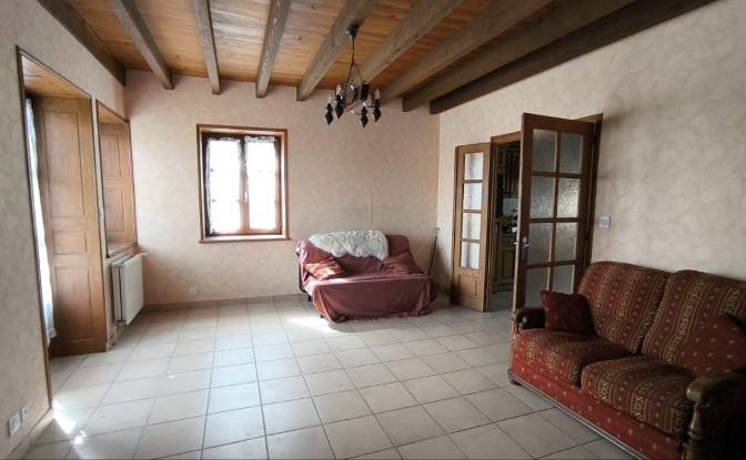 Single Family Home for Sale 92 Aux Juillets. Photo#4