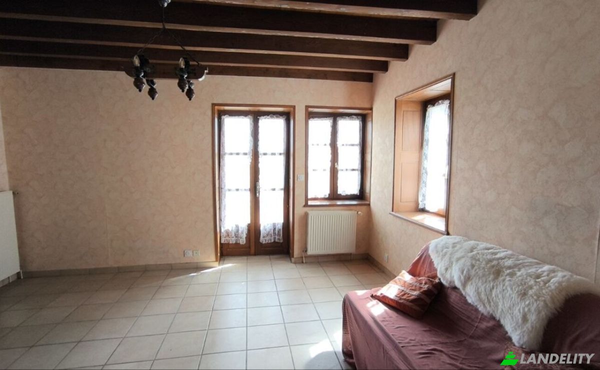 Single Family Home for Sale 92 Aux Juillets, 01190 Sermoyer, Sermoyer, Ain, Auvergne-Rhone-Alpes, France. Photo 5