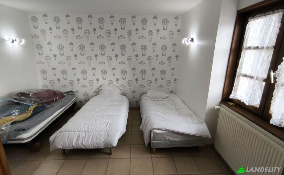 Single Family Home for Sale 92 Aux Juillets, 01190 Sermoyer, Sermoyer, Ain, Auvergne-Rhone-Alpes, France. Photo 8