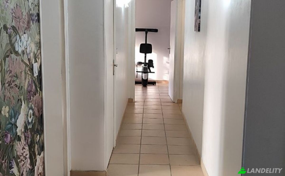 Single Family Home for Sale 92 Aux Juillets, 01190 Sermoyer, Sermoyer, Ain, Auvergne-Rhone-Alpes, France. Photo 3