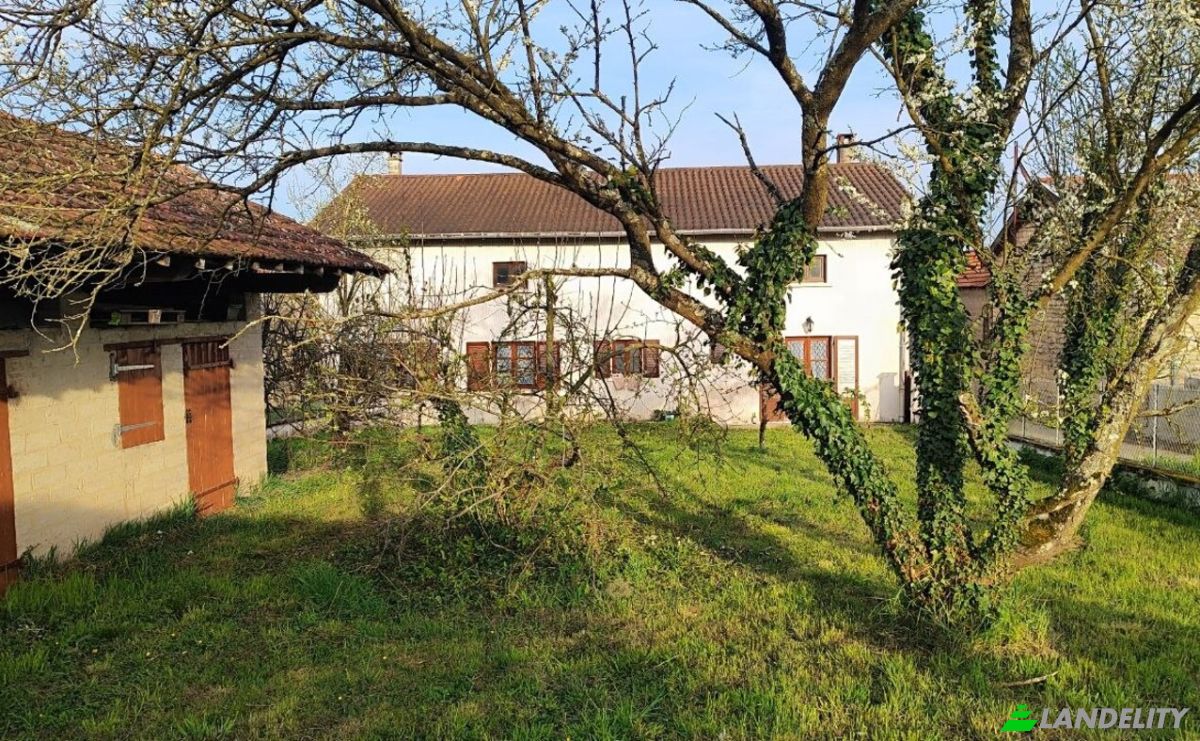 Single Family Home for Sale 92 Aux Juillets, 01190 Sermoyer, Sermoyer, Ain, Auvergne-Rhone-Alpes, France. Photo 11