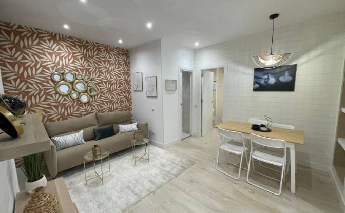 Apartment for Sale C de los Relatores, Centro. Photo#5