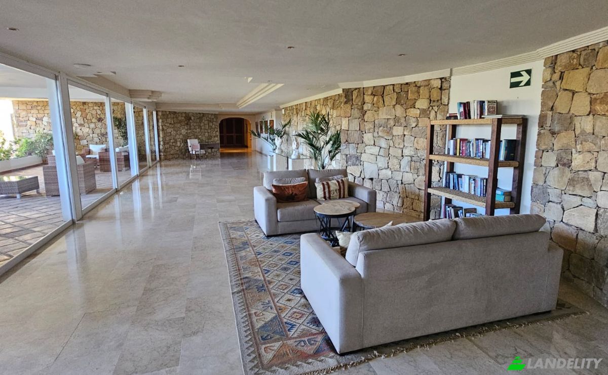Apartment for Sale C Londres, Nueva Andalucia, Marbella, Malaga, Andalusia, Spain. Photo 6