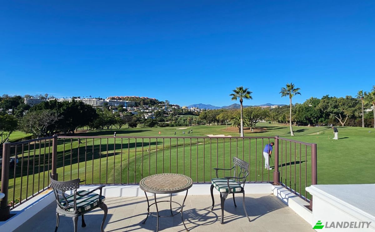 Apartment for Sale C Londres, Nueva Andalucia, Marbella, Malaga, Andalusia, Spain. Photo 5