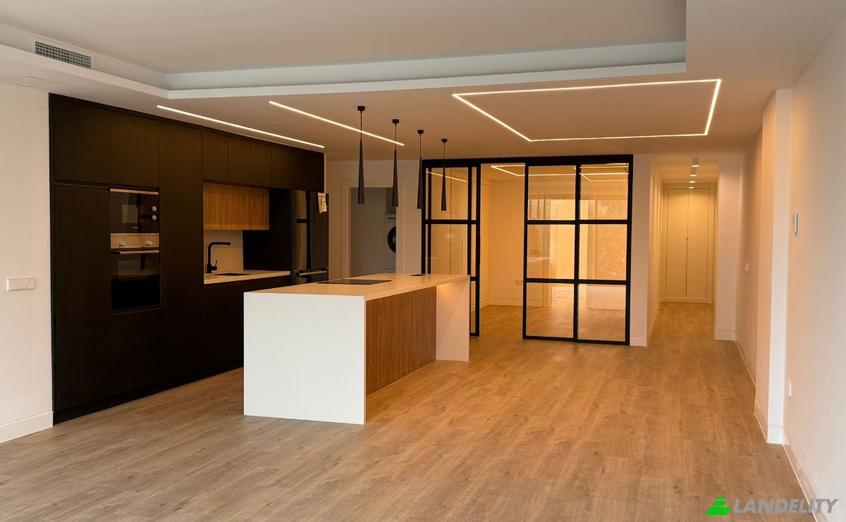 Apartment for Sale C Londres, Nueva Andalucia, Marbella, Malaga, Andalusia, Spain. Photo 3