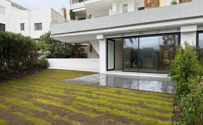 Apartamento à venda - Marbella, Spain