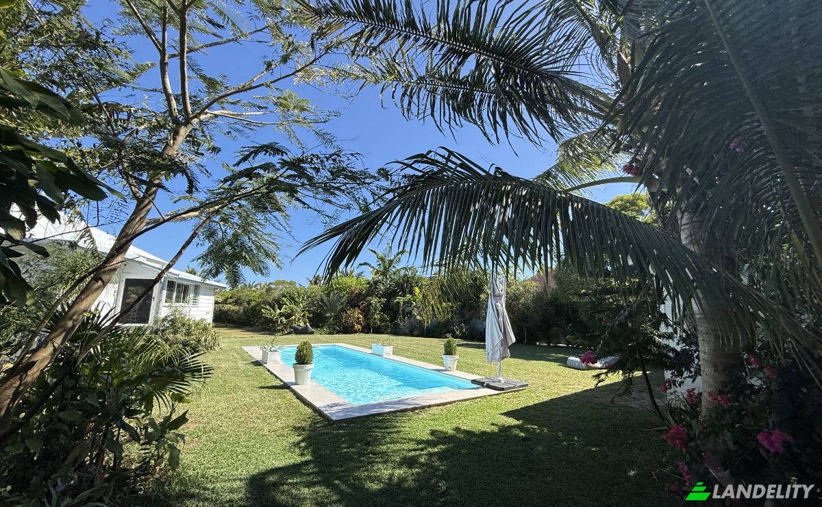 Bungalow for Sale Route Sans Nom, Naia, Paita, South Province, New Caledonia. Photo 8