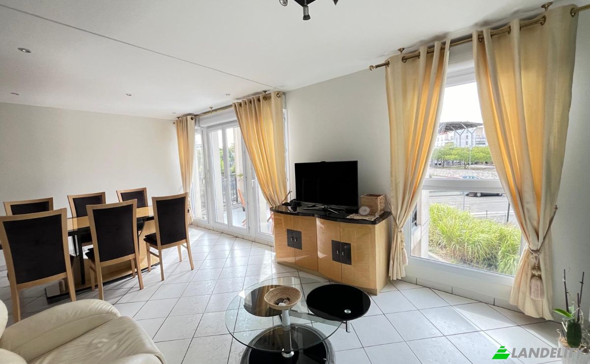 Duplex for Sale 5 Rue de Pierrelaye, 95310 Saint-Ouen-lAumone, Saint-Ouen-lAumone, Val-dOise, Ile-de-France, France. Photo 4