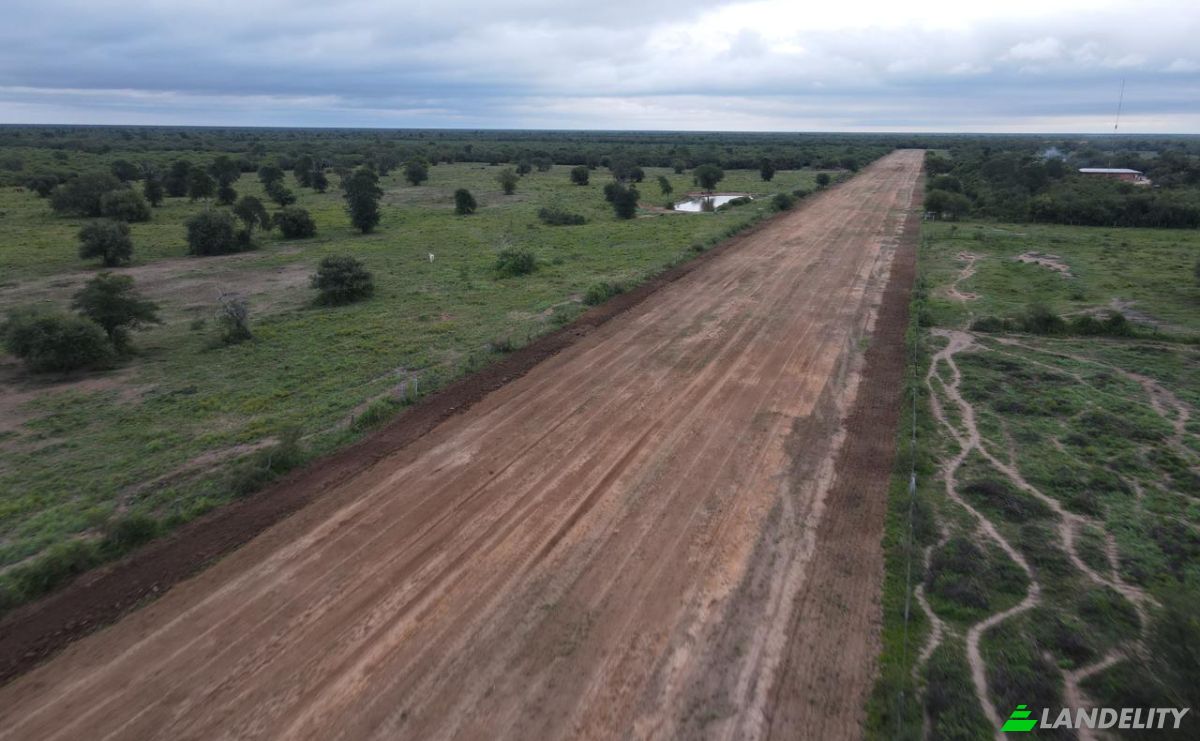 Business for Sale Las Palmas-Region 180, 170202, Puerto Casado, Alto Paraguay Department, Paraguay. Photo 2