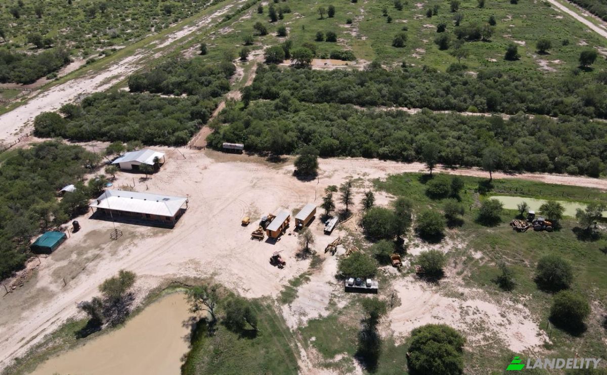 Business for Sale Las Palmas-Region 180, 170202, Puerto Casado, Alto Paraguay Department, Paraguay. Photo 4