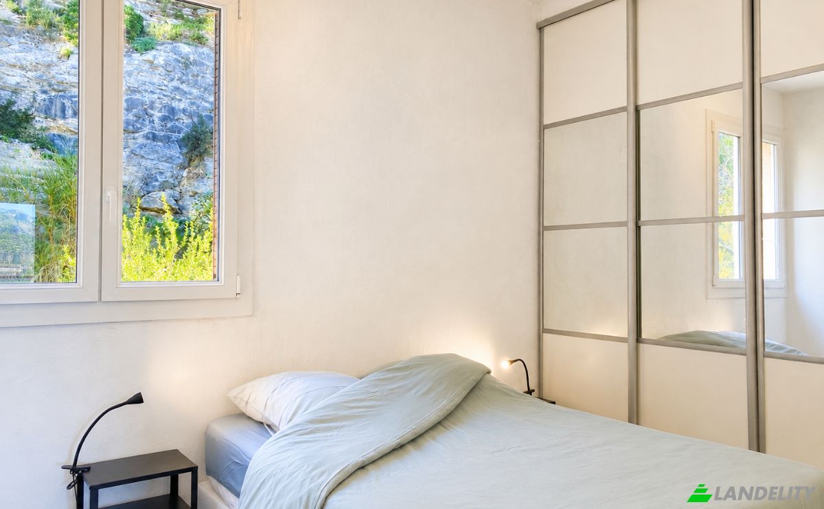 Apartment for Sale 9 Res Saint-Marc, 13260 Cassis, Cassis, Bouches-du-Rhone, Provence-Alpes-Cote dAzur, France. Photo 7