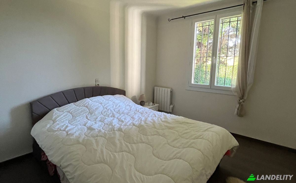 Single Family Home for Sale 1750 Pt Rte dArles, 13150 Tarascon, Tarascon, Bouches-du-Rhone, Provence-Alpes-Cote dAzur, France. Photo 9