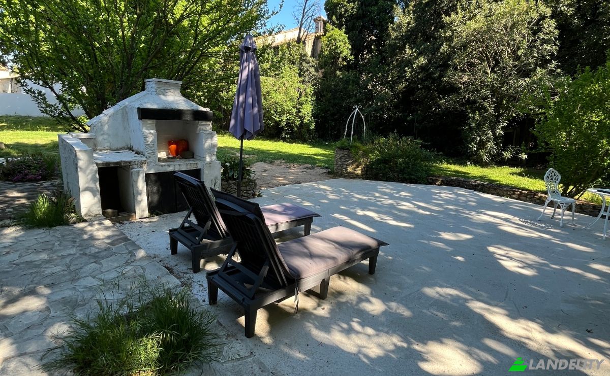 Single Family Home for Sale 1750 Pt Rte dArles, 13150 Tarascon, Tarascon, Bouches-du-Rhone, Provence-Alpes-Cote dAzur, France. Photo 13