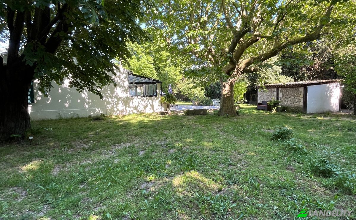 Single Family Home for Sale 1750 Pt Rte dArles, 13150 Tarascon, Tarascon, Bouches-du-Rhone, Provence-Alpes-Cote dAzur, France. Photo 14