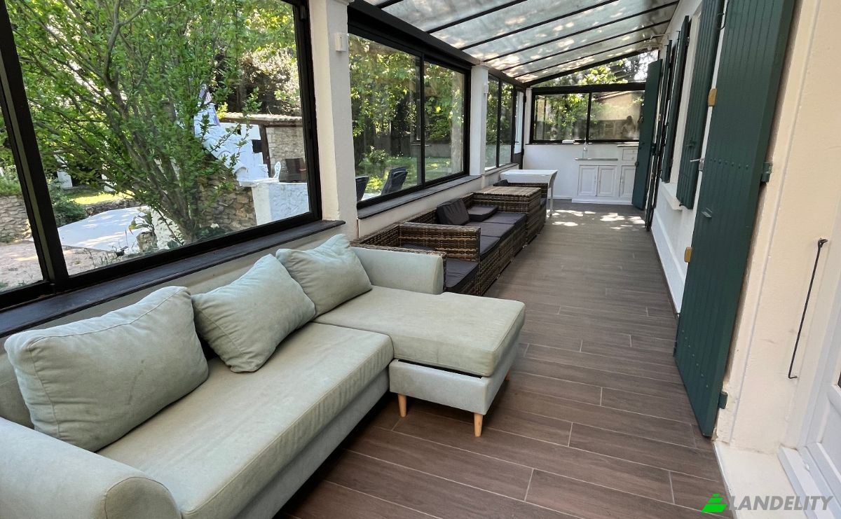 Single Family Home for Sale 1750 Pt Rte dArles, 13150 Tarascon, Tarascon, Bouches-du-Rhone, Provence-Alpes-Cote dAzur, France. Photo 5