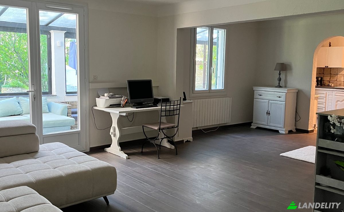 Single Family Home for Sale 1750 Pt Rte dArles, 13150 Tarascon, Tarascon, Bouches-du-Rhone, Provence-Alpes-Cote dAzur, France. Photo 7