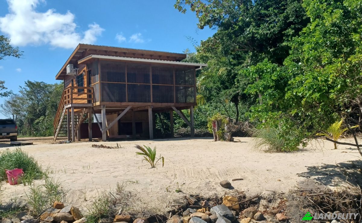 Bungalow for Sale Mullins River Rd, Mullins River, Stann Creek District, Belize. Photo 1