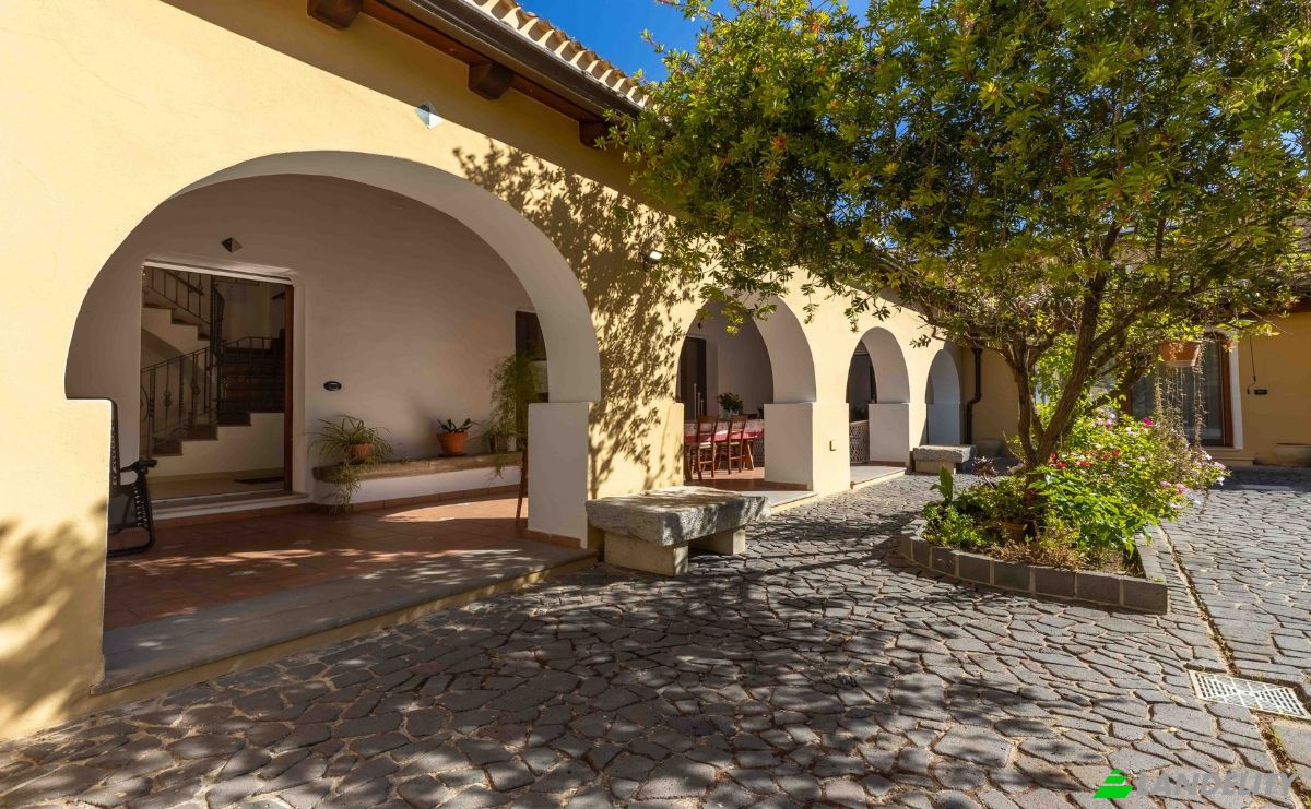 Villa for Sale Via Regina Margherita, 16A, 09040 Serdiana CI, Serdiana, Metropolitan City of Cagliari, Sardinia, Italy. Photo 6