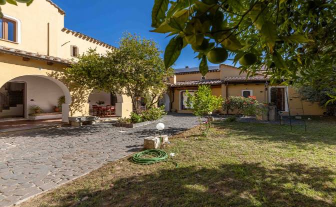 Villa for Sale Via Regina Margherita, 16A. Photo#7