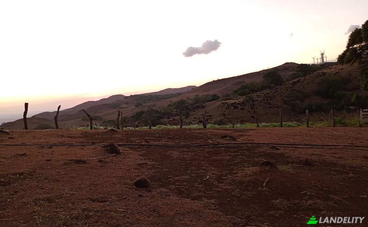 Farm/Ranch for Sale Calle 4, Provincia de Guanacaste, Tierras Morenas, Tilaran, Guanacaste Province, Costa Rica. Photo 3