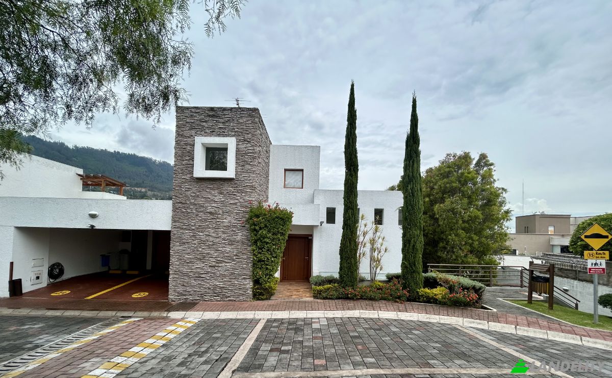 Villa for Sale Bernardo de Legarda, 170902 Quito, Quito, Metropolitan District of Quito, Pichincha, Ecuador. Photo 17