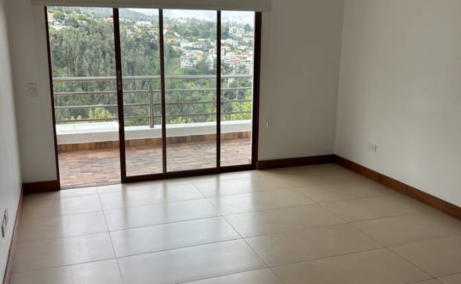 Villa for Sale Bernardo de Legarda, 170902 Quito. Photo#2 Villa for Sale Bernardo de Legarda, 170902 Quito. Photo#2